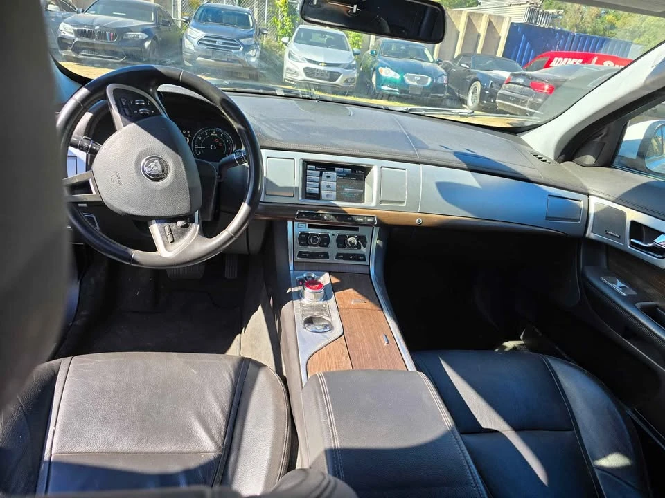 2015 Jaguar X250 XF - Image 2 of 8