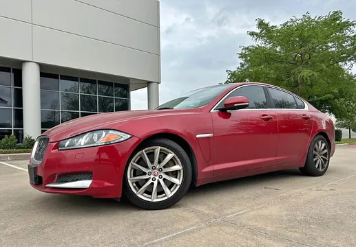 2015 Jaguar XF Premium Sedan