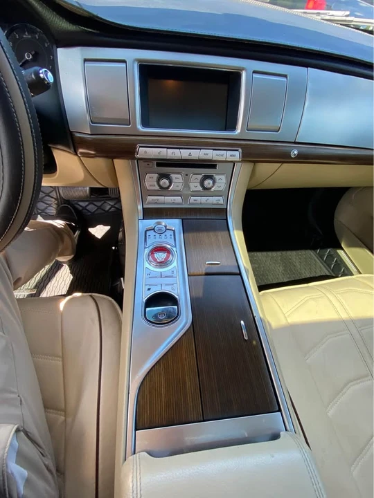 2015 Jaguar X250 XF - Image 6 of 14