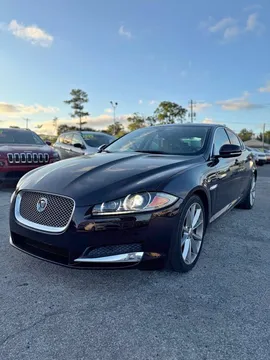 2015 Jaguar XF Sedan