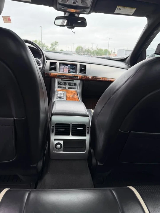 2015 Jaguar X250 XF - Image 16 of 17