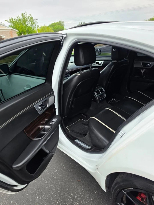 2015 Jaguar X250 XF - Image 8 of 20