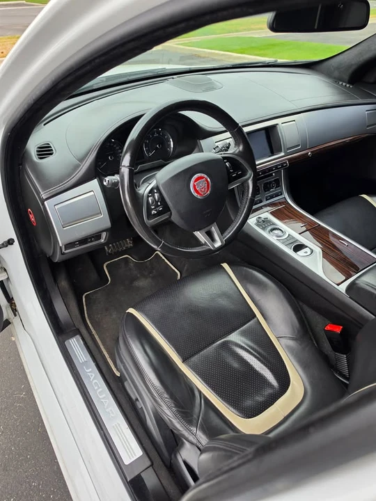 2015 Jaguar X250 XF - Image 7 of 20