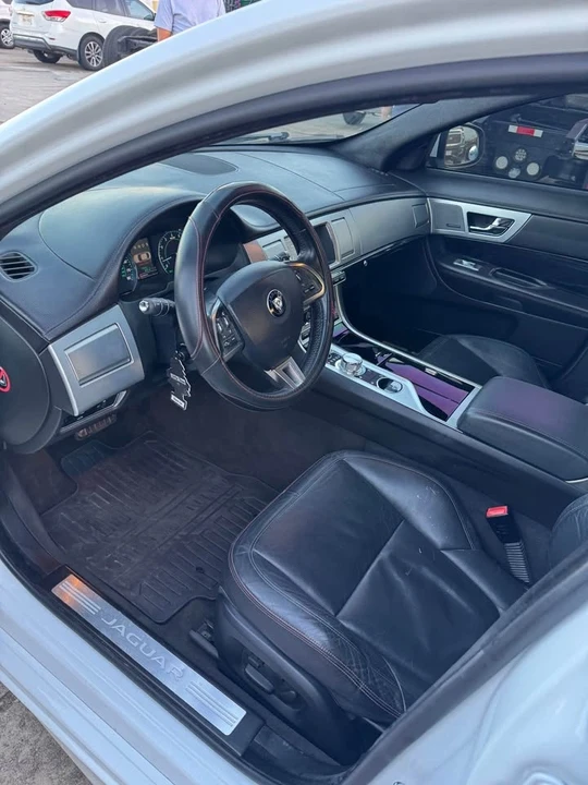 2015 Jaguar X250 XFR - Image 13 of 16