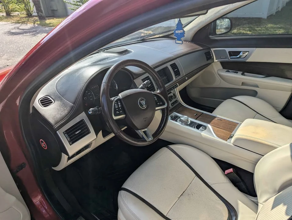 2015 Jaguar X250 XF - Image 6 of 10