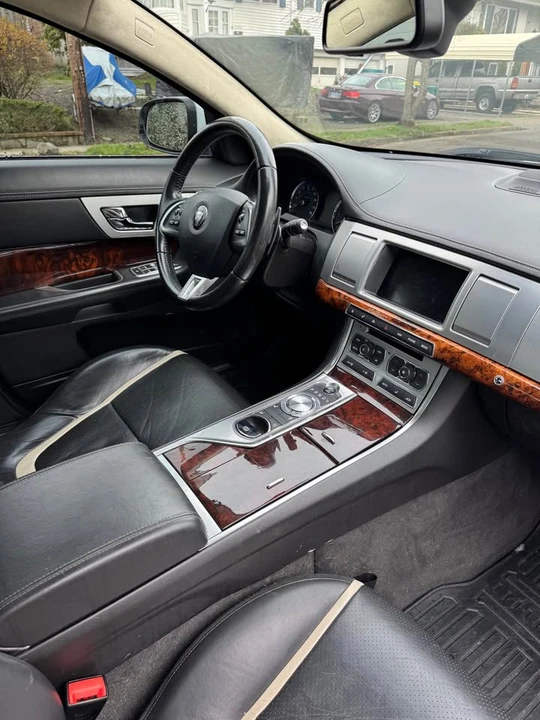 2015 Jaguar X250 XFR - Image 4 of 8