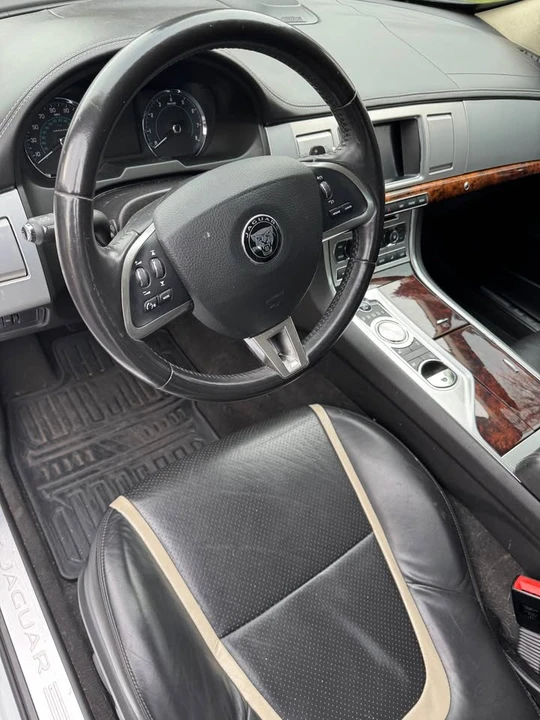 2015 Jaguar X250 XFR - Image 5 of 8