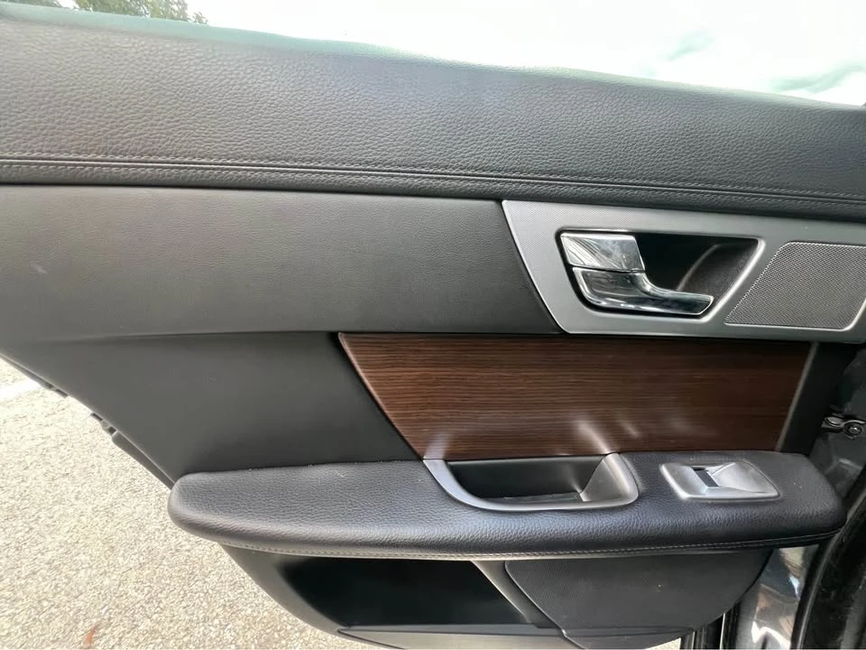 2015 Jaguar X250 XFR - Image 8 of 15