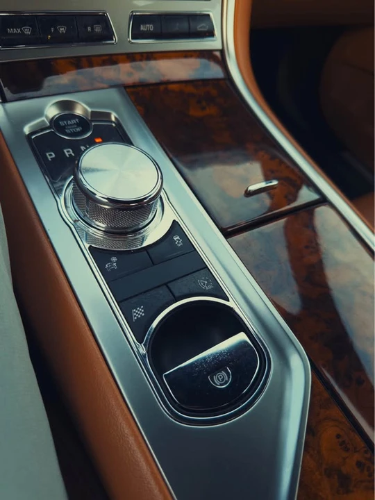 2015 Jaguar X250 XF - Image 11 of 14