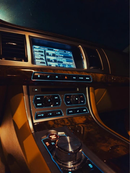 2015 Jaguar X250 XF - Image 8 of 14
