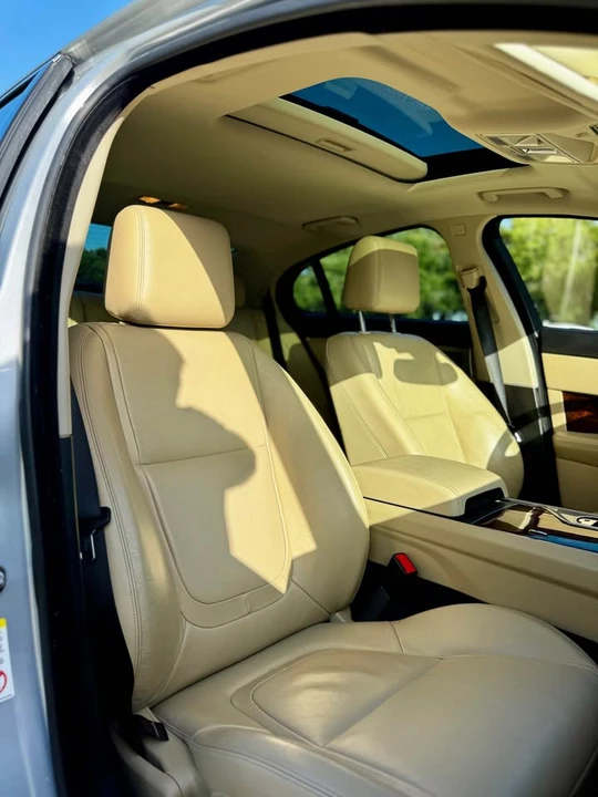 2015 Jaguar X250 XF - Image 9 of 17