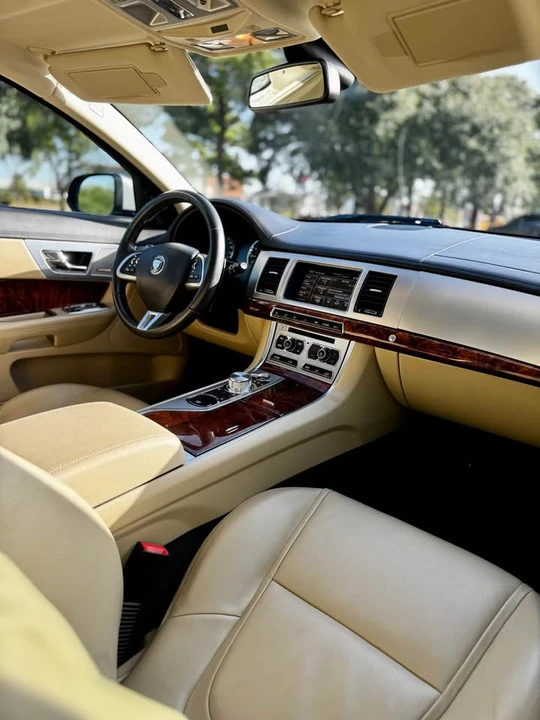 2015 Jaguar X250 XF - Image 11 of 17