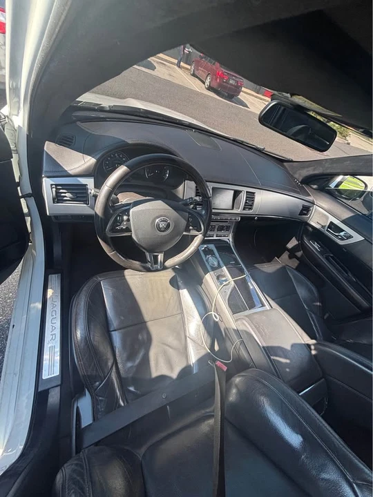 2015 Jaguar X250 XF - Image 6 of 12