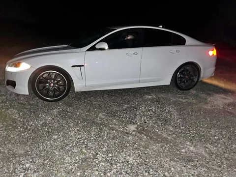2015 Jaguar XF XF Supercharged Sedan 4D