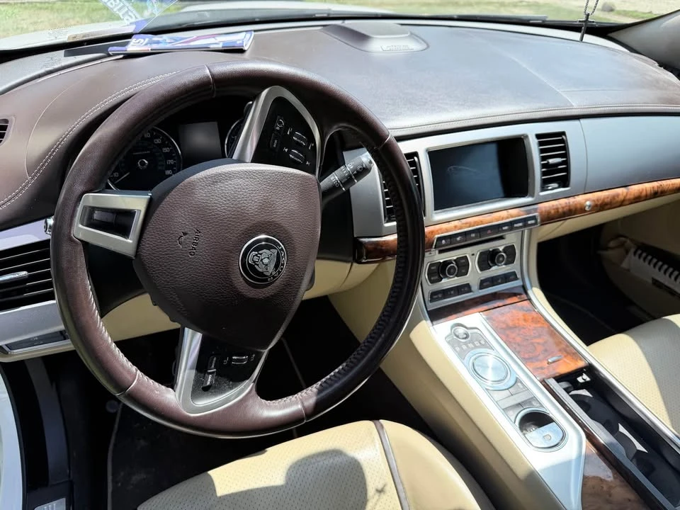2015 Jaguar X250 XF - Image 2 of 8