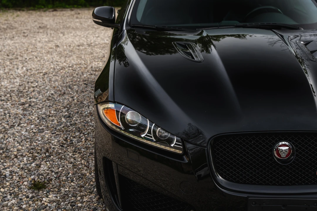 2015 Jaguar X250 XFR - Image 16 of 31