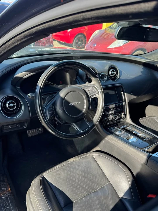 2015 Jaguar X351 XJ - Image 5 of 5