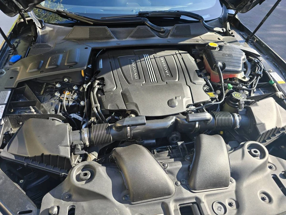 2015 Jaguar X351 XJ - Image 6 of 12