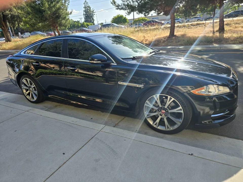 2015 Jaguar X351 XJ - Image 3 of 12