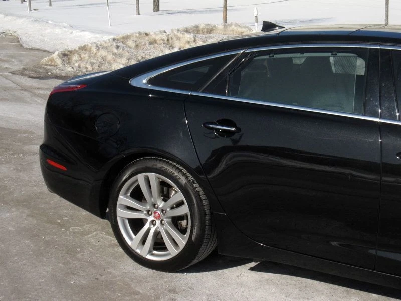 2015 Jaguar X351 XJ - Image 11 of 12