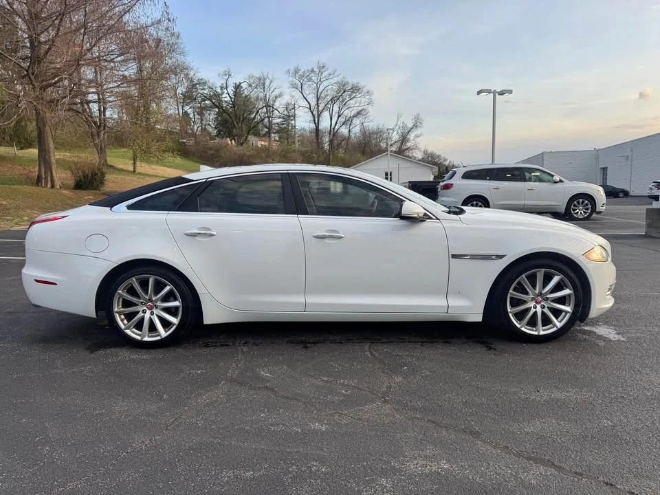 2015 Jaguar X351 XJ - Image 5 of 11