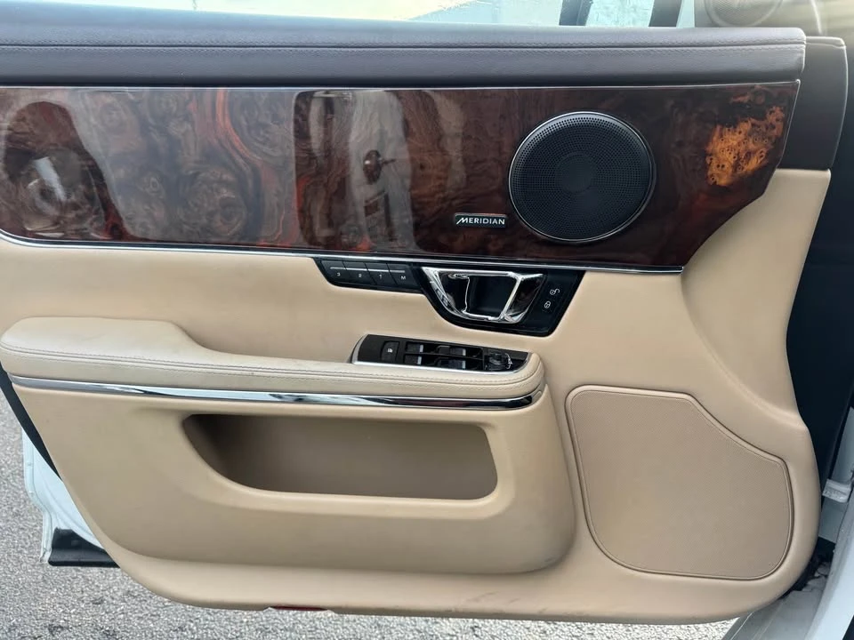 2015 Jaguar X351 XJ - Image 9 of 11