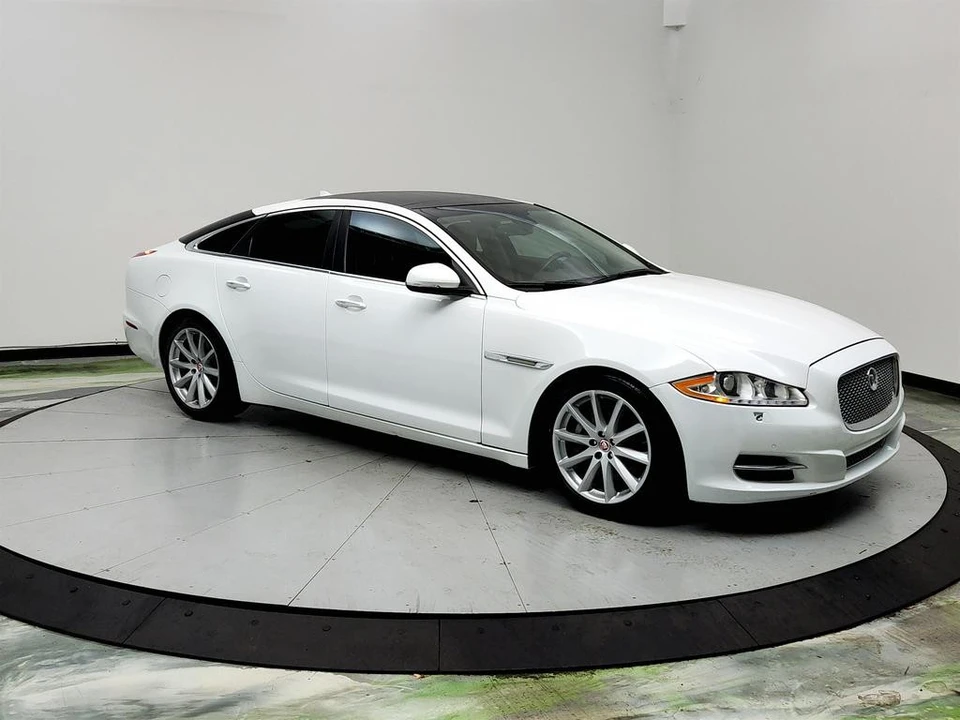 2015 Jaguar X351 XJ - Image 3 of 21