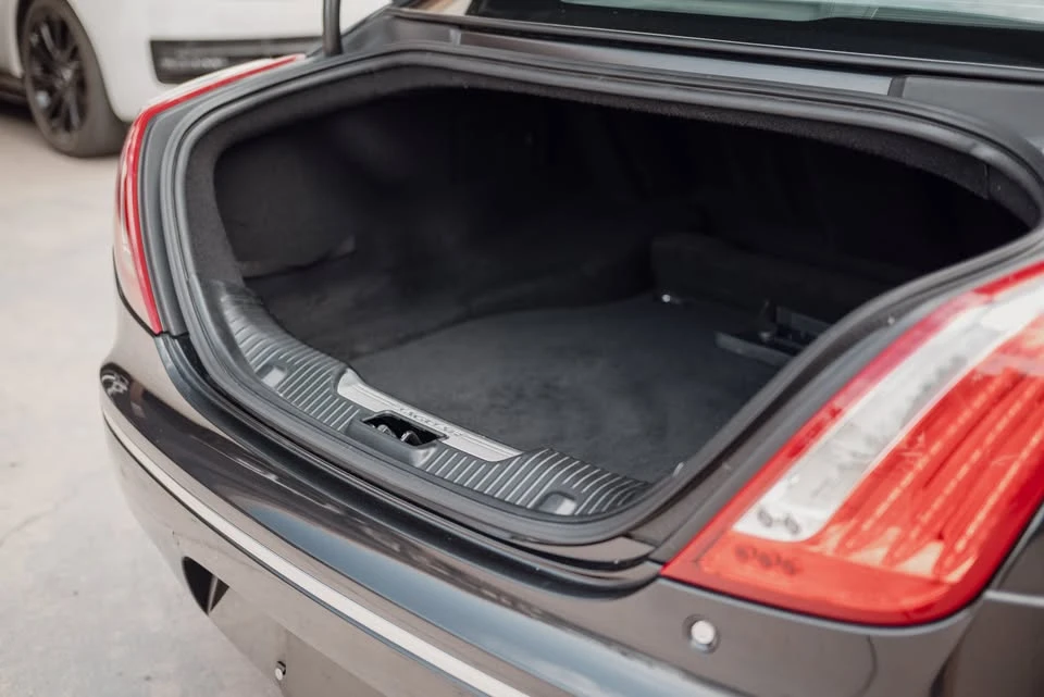 2015 Jaguar X351 XJ - Image 13 of 18