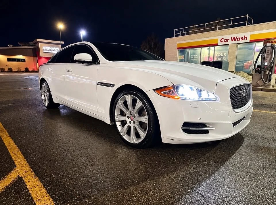 2015 Jaguar X351 XJ - Image 2 of 3