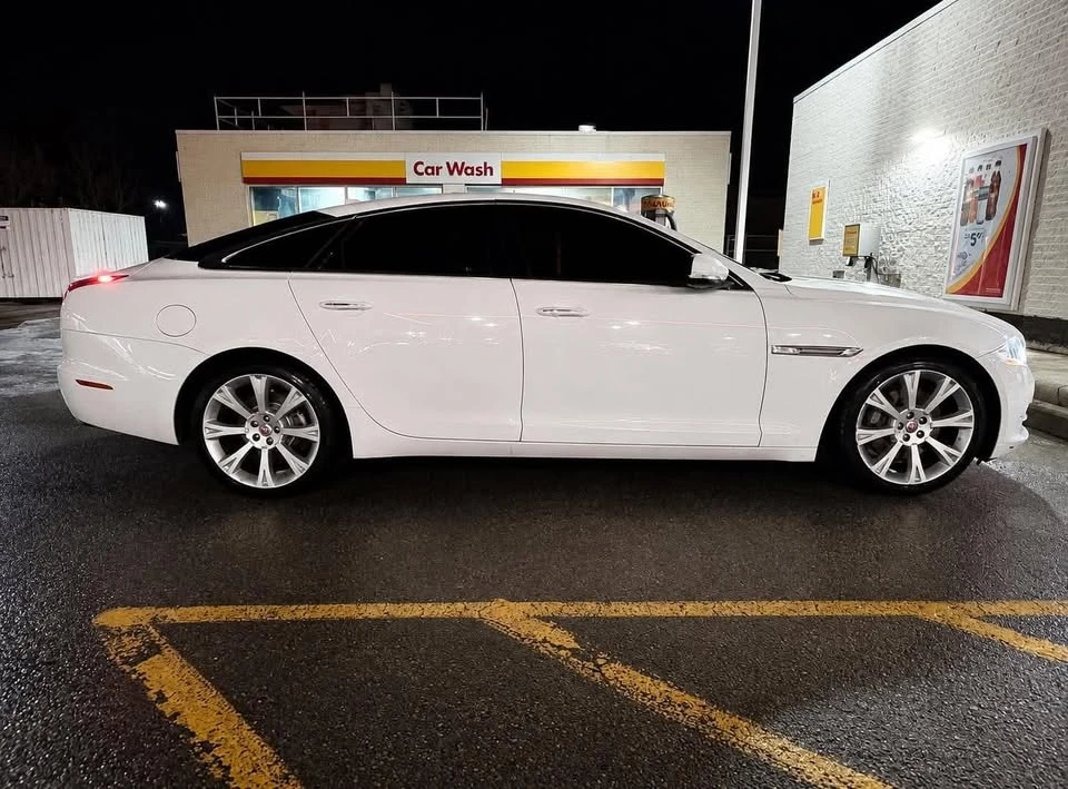 2015 Jaguar X351 XJ - Image 2 of 3
