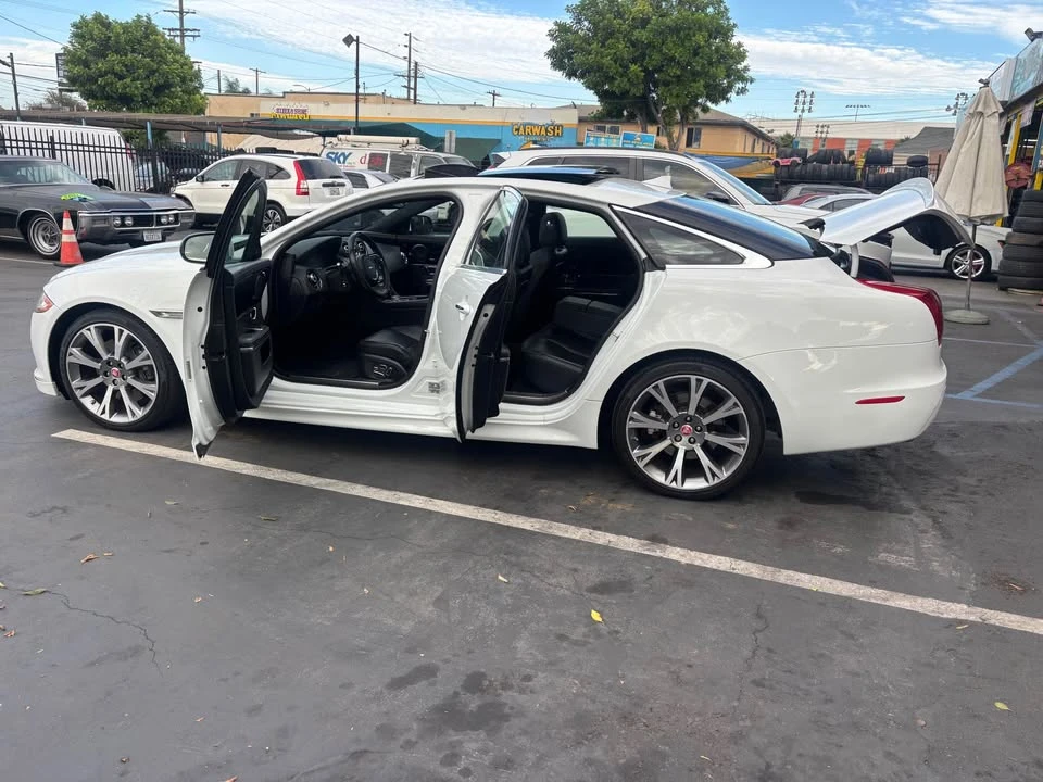 2015 Jaguar X351 XJ - Image 6 of 12