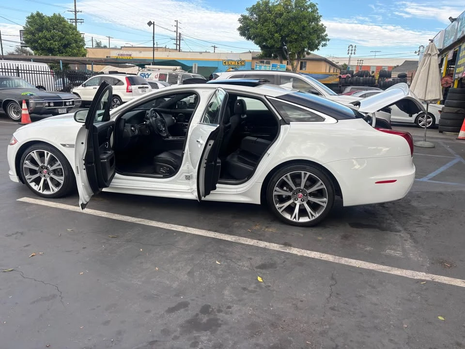 2015 Jaguar X351 XJ - Image 11 of 12