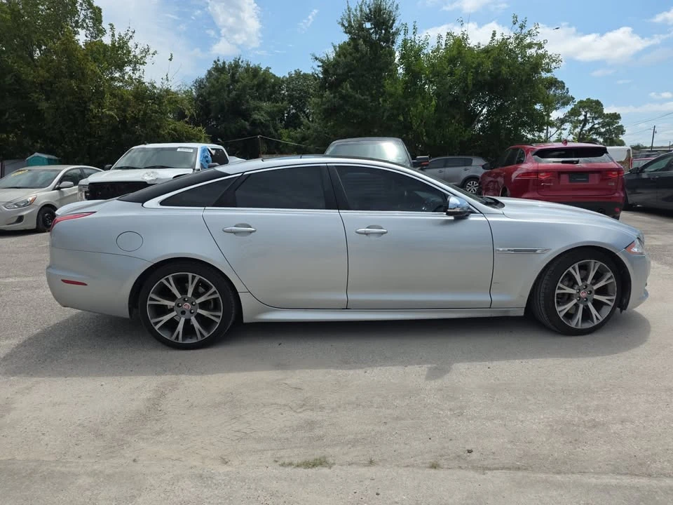 2015 Jaguar X351 XJ - Image 8 of 17