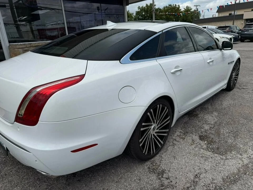 2015 Jaguar X351 XJ - Image 14 of 20