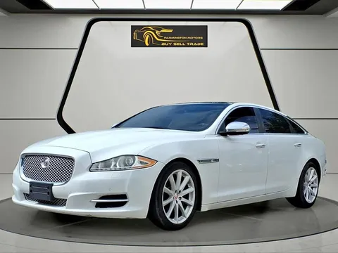 2015 Jaguar XJ Sedan