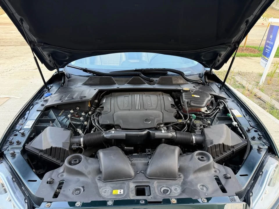 2015 Jaguar X351 XJ - Image 7 of 12