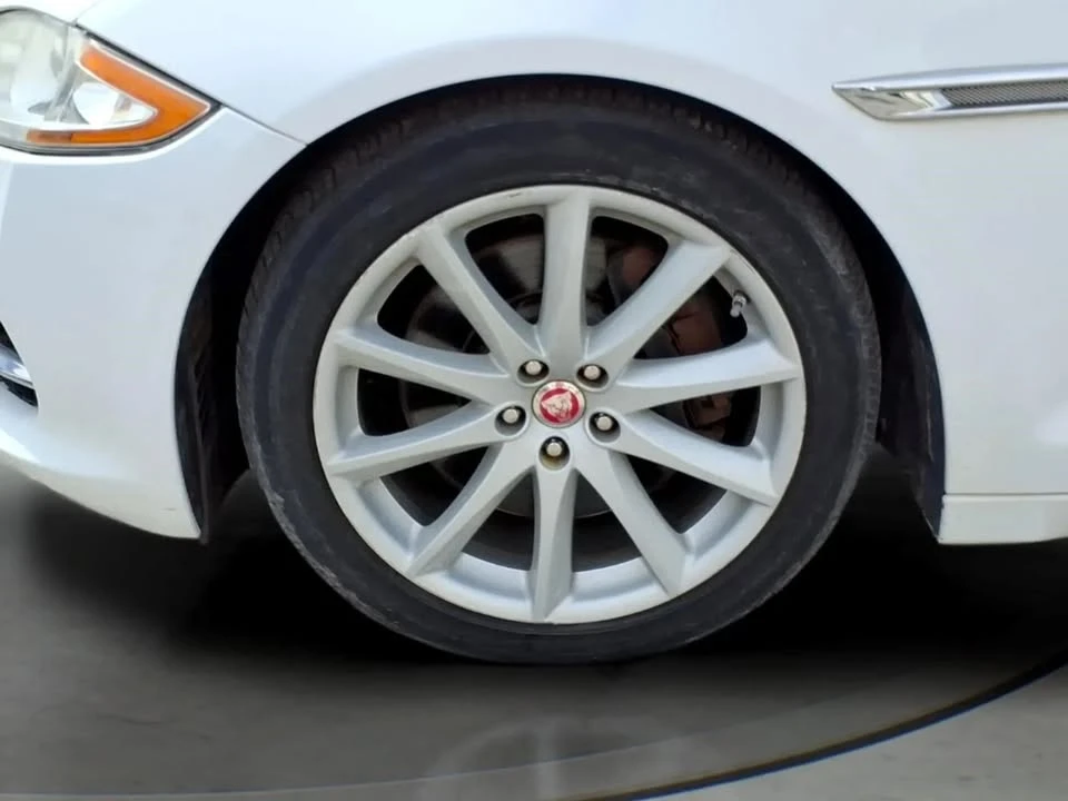 2015 Jaguar X351 XJ - Image 9 of 20
