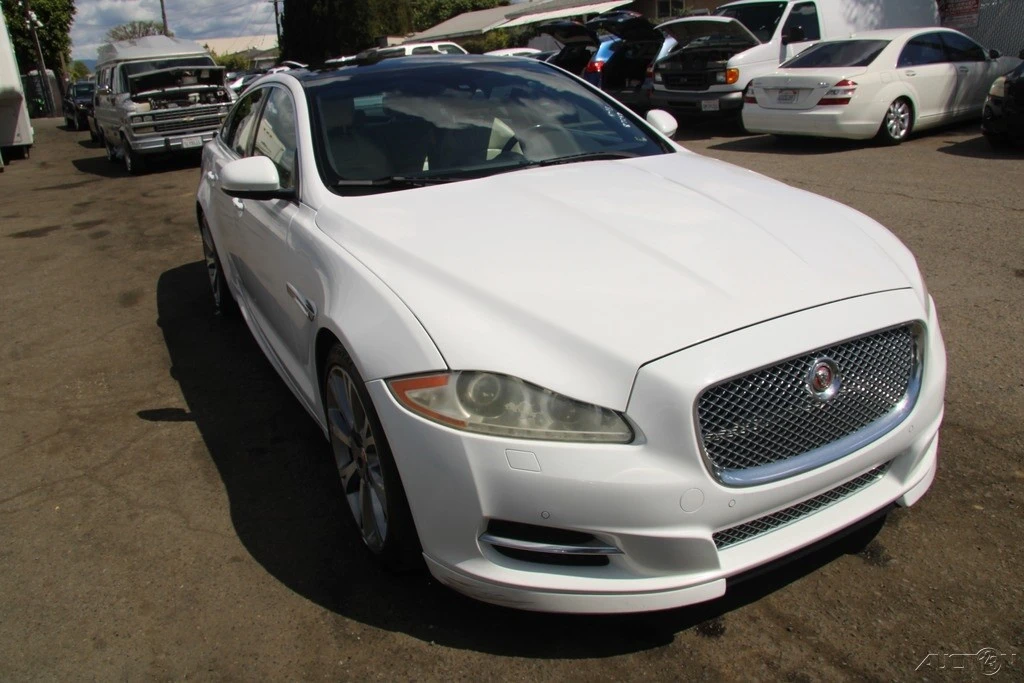 2015 Jaguar X351 XJ - Image 11 of 21