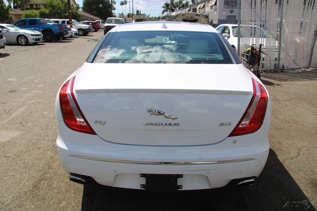 2015 Jaguar X351 XJ - Image 6 of 21