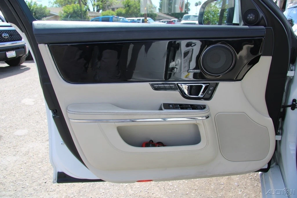 2015 Jaguar X351 XJ - Image 15 of 21