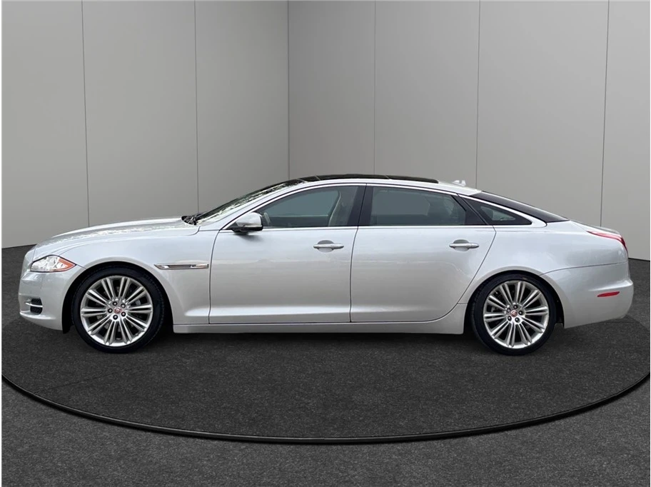 2015 Jaguar X351 XJ - Image 5 of 21