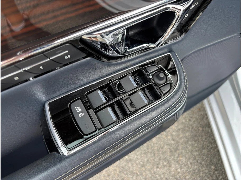 2015 Jaguar X351 XJ - Image 21 of 21