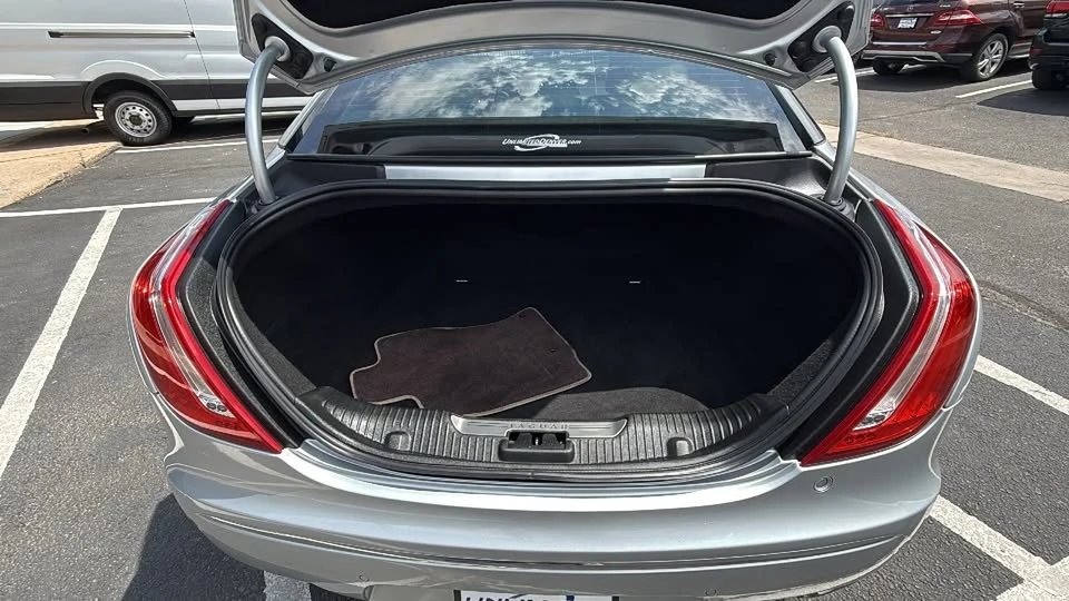 2015 Jaguar X351 XJ - Image 13 of 20