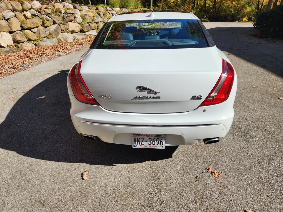 2015 Jaguar X351 XJ - Image 5 of 21