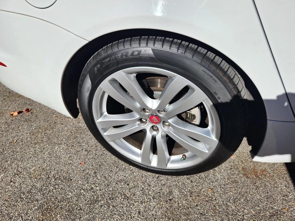 2015 Jaguar X351 XJ - Image 6 of 21