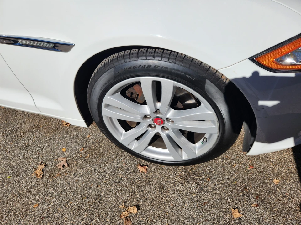 2015 Jaguar X351 XJ - Image 3 of 21