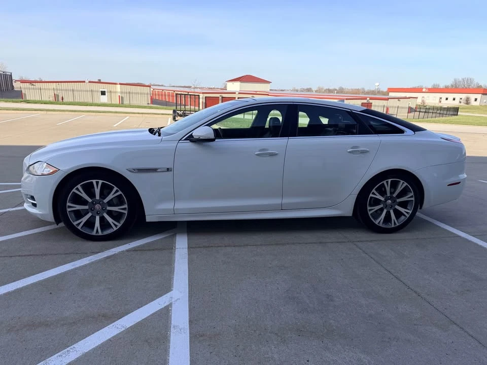 2015 Jaguar X351 XJ - Image 3 of 21