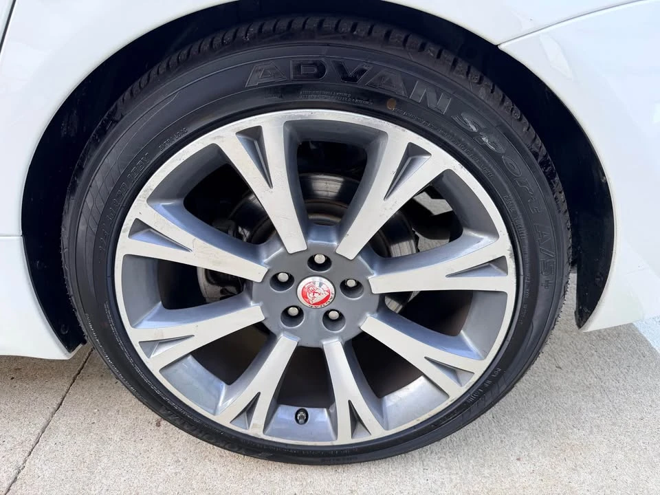 2015 Jaguar X351 XJ - Image 11 of 21