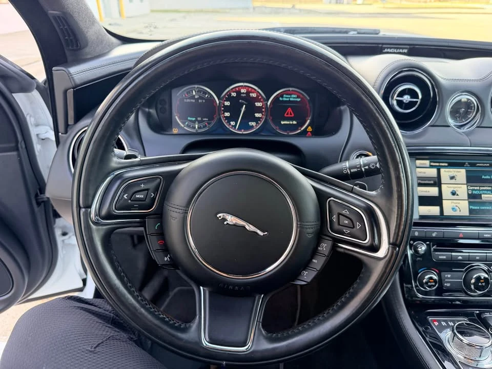 2015 Jaguar X351 XJ - Image 14 of 21
