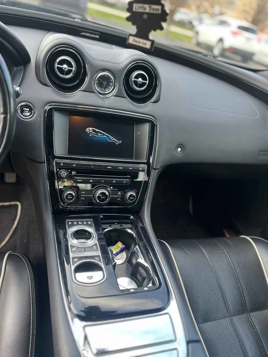2015 Jaguar X351 XJ - Image 10 of 12